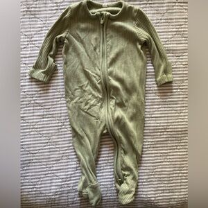 Baby Mori Sage Ribbed Clever Zip Footed Baby Pajamas